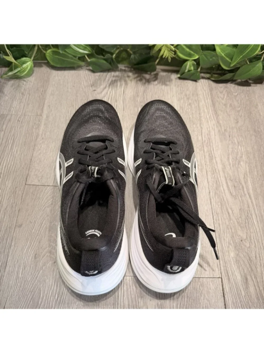 Asics Gel Cumulus 27 White Black Road Running Cushioned Shoes Women 10.5